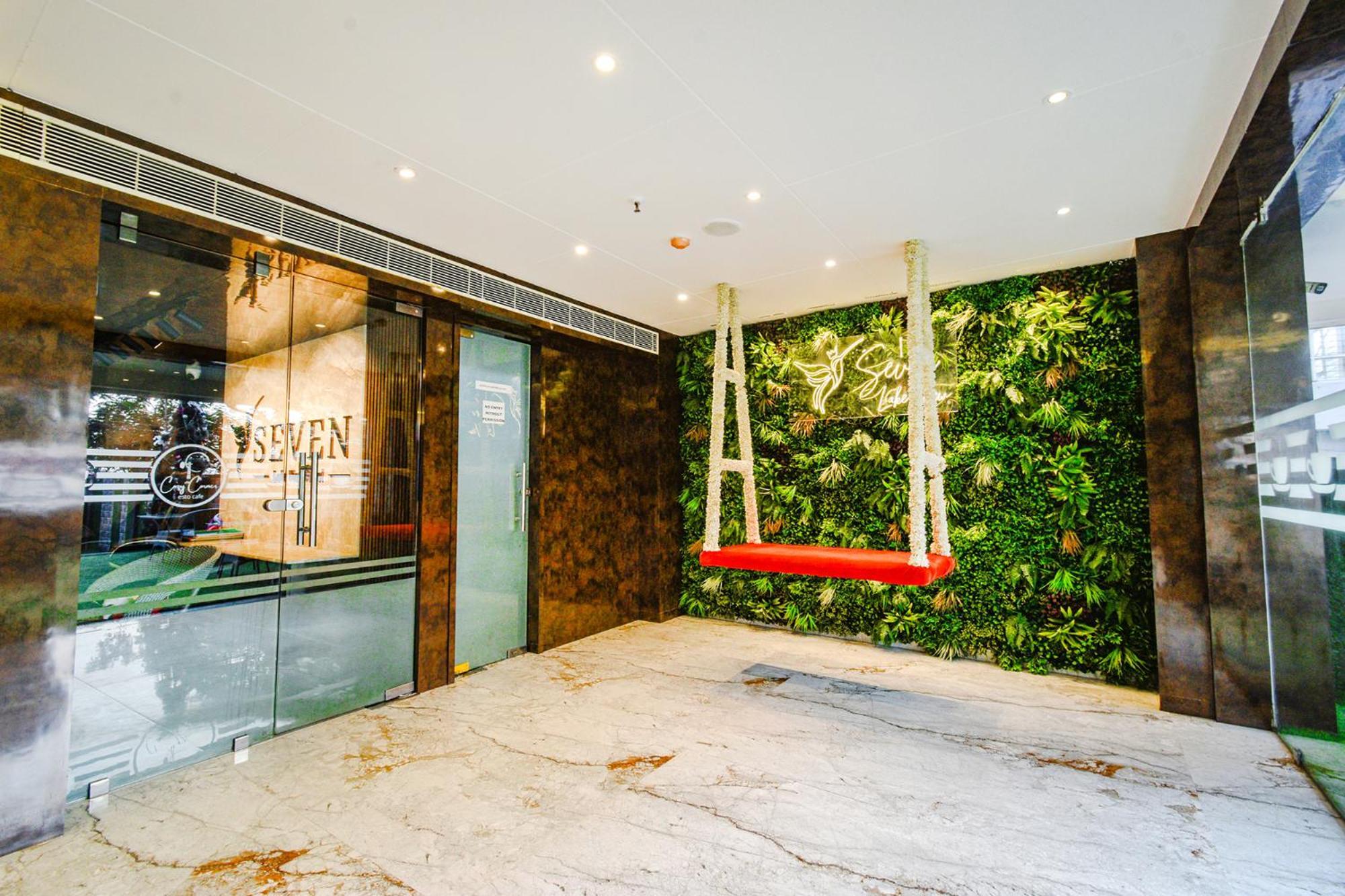 Treebo Premium Seven Lake View Hyderabad Exterior photo
